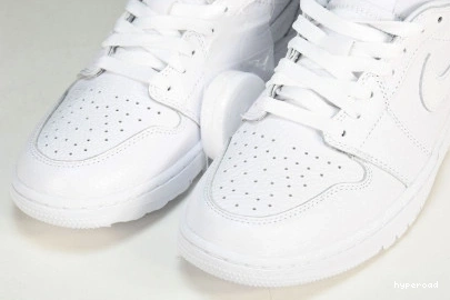 Hyperoad Golf White 1 Retro Triple Low Jordan 0908